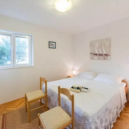 Apartment Mary Split